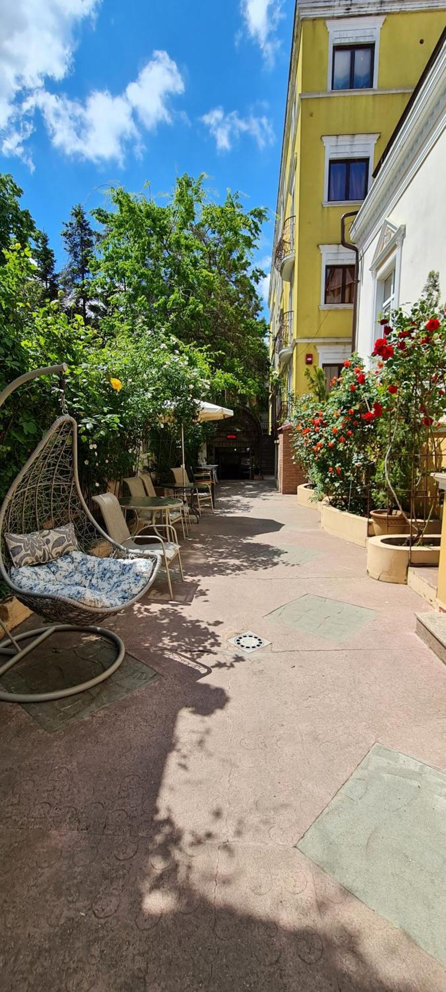 Casa Michelangelo Hotell Bukarest Exteriör bild